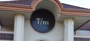 t/m store front