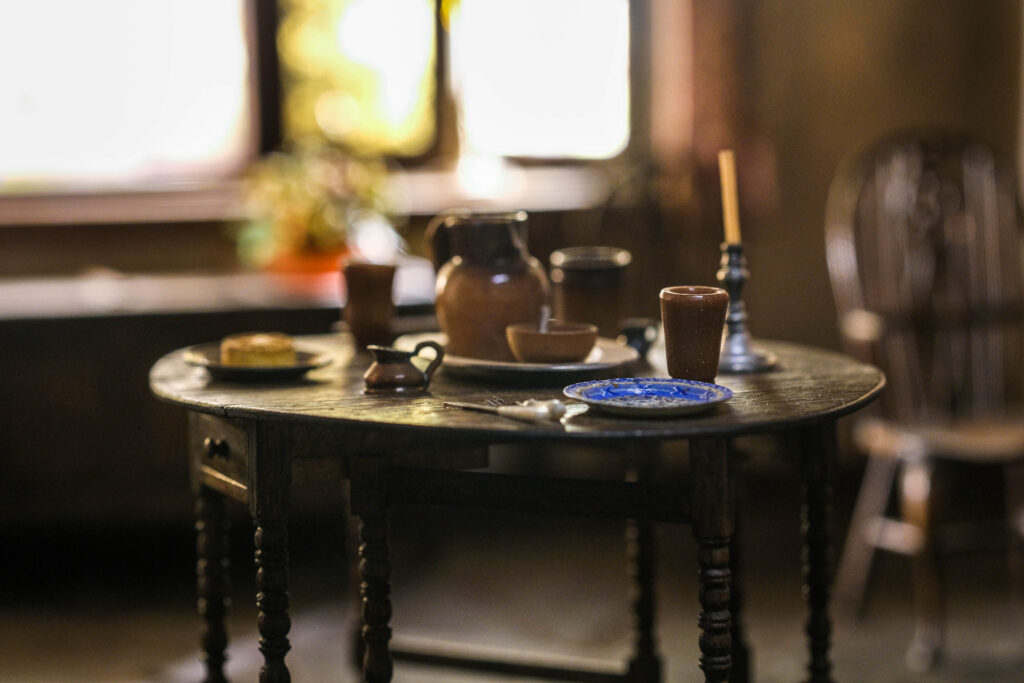 The Thorne Rooms, English Cotswold Cottage